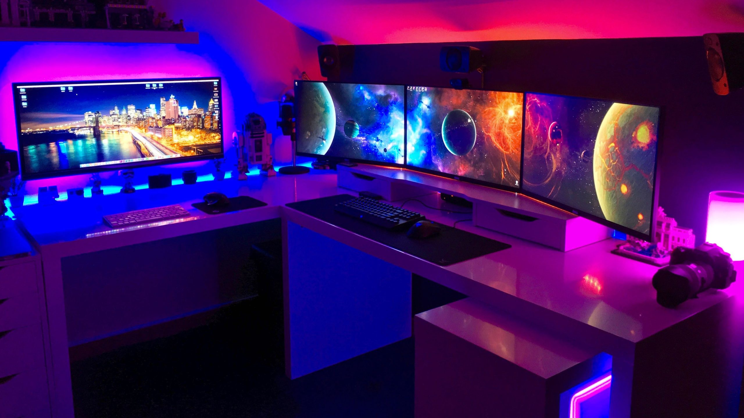 red gaming setup wallpaper
