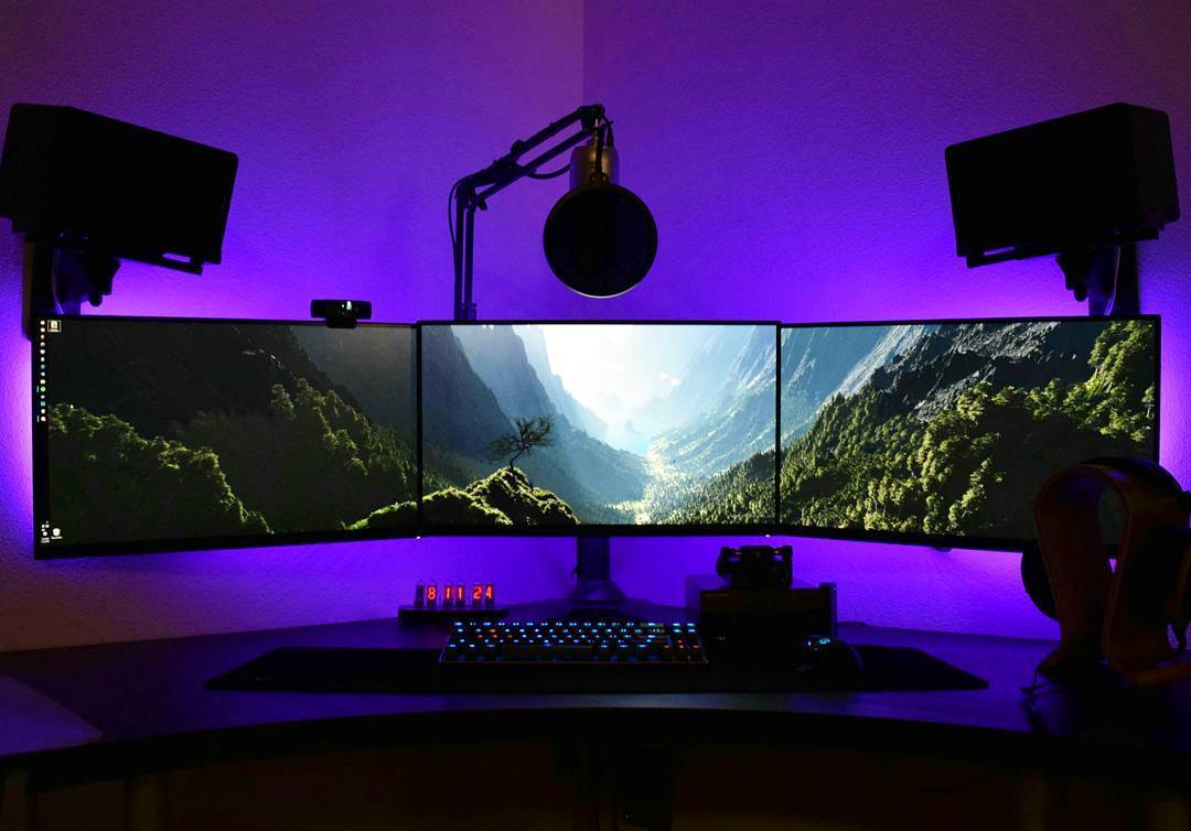 double gaming setup wallpaper
