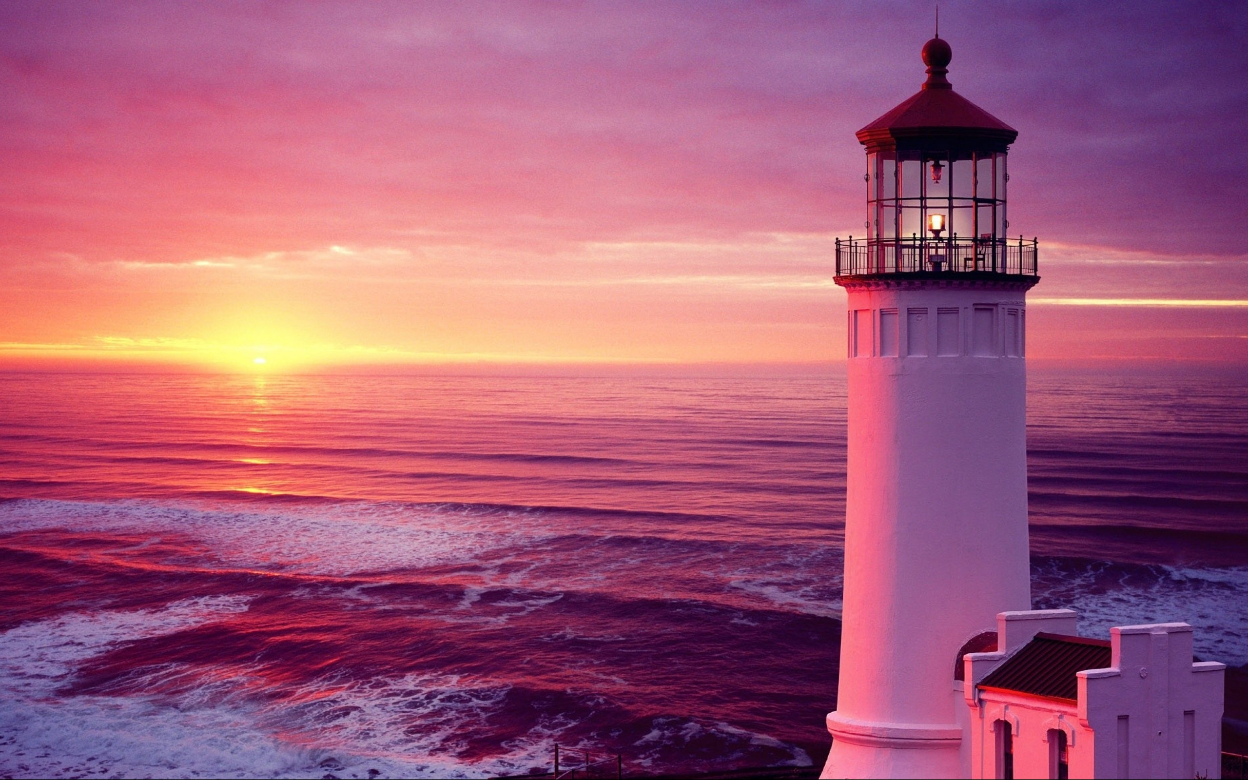 pictures of lighthouses around the world