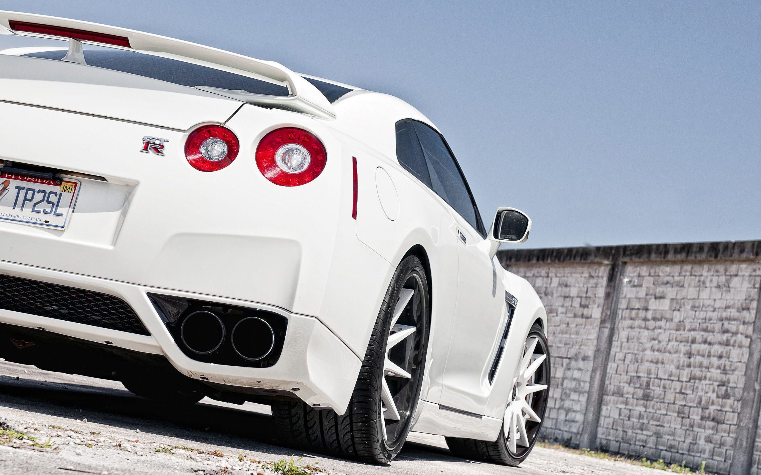 r35 wallpapers
